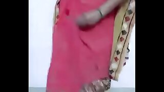 Aunty wearing saree