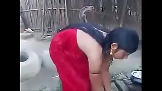 Desi village girl Hot video 2017